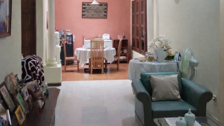 Rumah lama layak huni + tempat usaha, di Jakarta Pusat: Percetakan Negara, Salemba, Senen