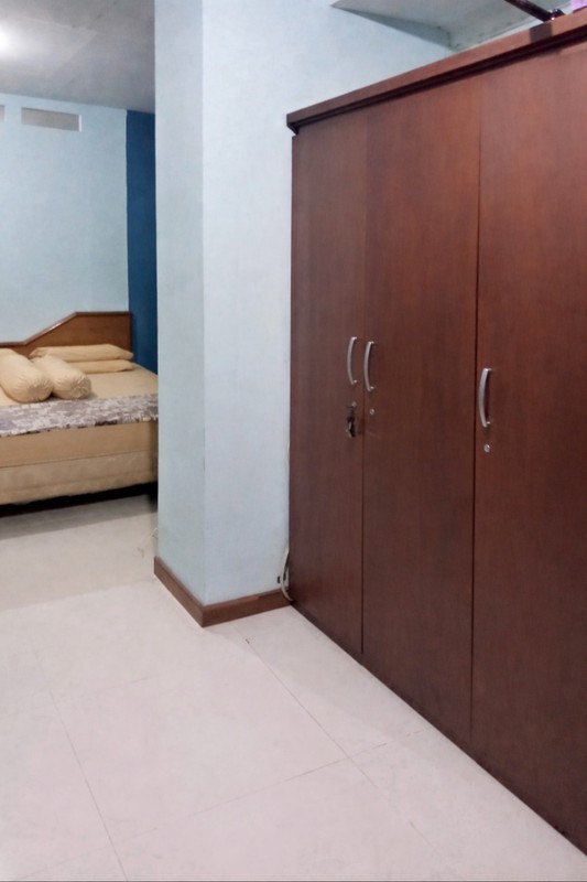 Rumah lama layak huni + tempat usaha, di Jakarta Pusat: Percetakan Negara, Salemba, Senen