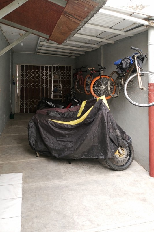 Rumah lama layak huni + tempat usaha, di Jakarta Pusat: Percetakan Negara, Salemba, Senen