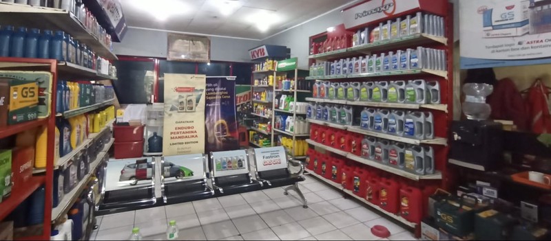 Rumah lama layak huni + tempat usaha, di Jakarta Pusat: Percetakan Negara, Salemba, Senen