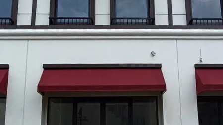 Hot Price. Ruko modern di ruko La Vallee Citra Garden Serpong, Cisauk