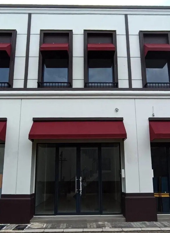 Hot Price. Ruko modern di ruko La Vallee Citra Garden Serpong, Cisauk