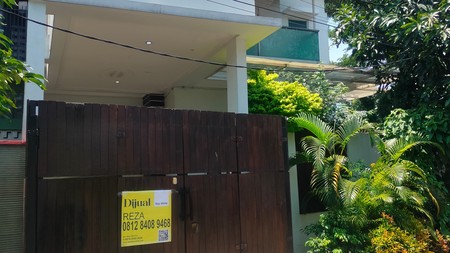 Best Price. Rumah bagus Villa Melati Mas, Serpong