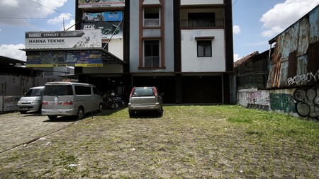 Dijual Cepat !! Ruko Strategis 3 Lantai di Sukmajaya Depok