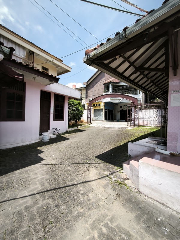 Rumah Kost di Depok , Dekat dengan kampus UI Depok - Dijual Cepat !!