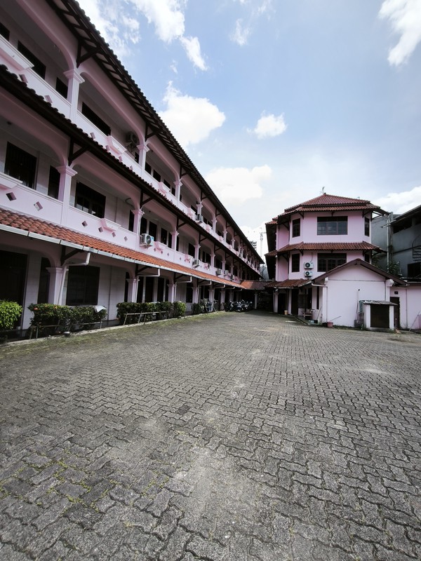 Rumah Kost di Depok , Dekat dengan kampus UI Depok - Dijual Cepat !!