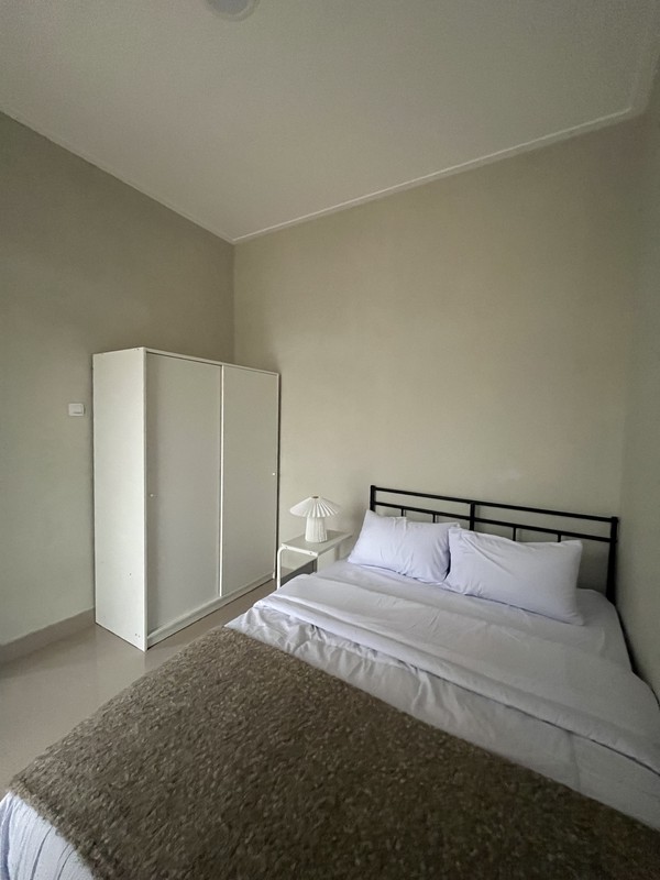 Hunian Modern baru ala Scandinavian. full furnish, di kec tajurhalang bogor. one gate sistem di lokasi strategis                                               deket tol jagorawi