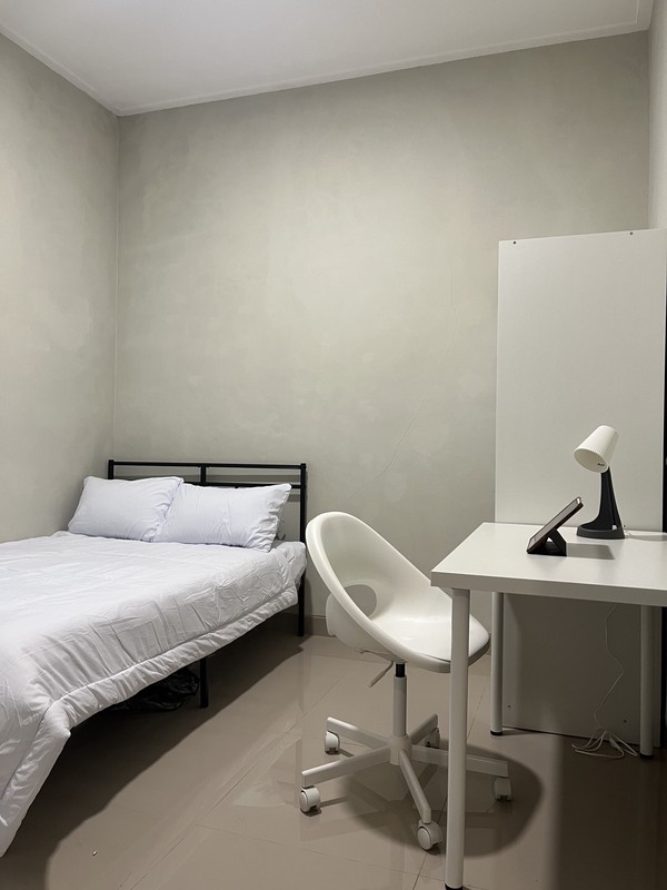 Hunian Modern baru ala Scandinavian. full furnish, di kec tajurhalang bogor. one gate sistem di lokasi strategis                                               deket tol jagorawi