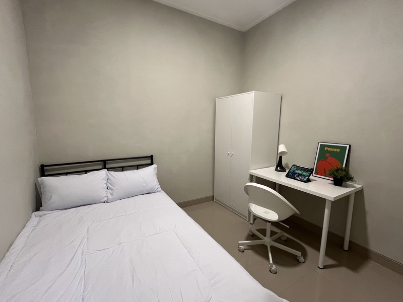 Hunian Modern baru ala Scandinavian. full furnish, di kec tajurhalang bogor. one gate sistem di lokasi strategis                                               deket tol jagorawi