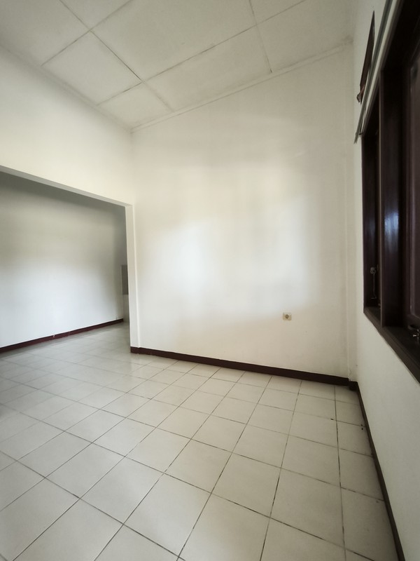 Kost2an di Sukmajaya Depok - Dijual Cepat !! 
