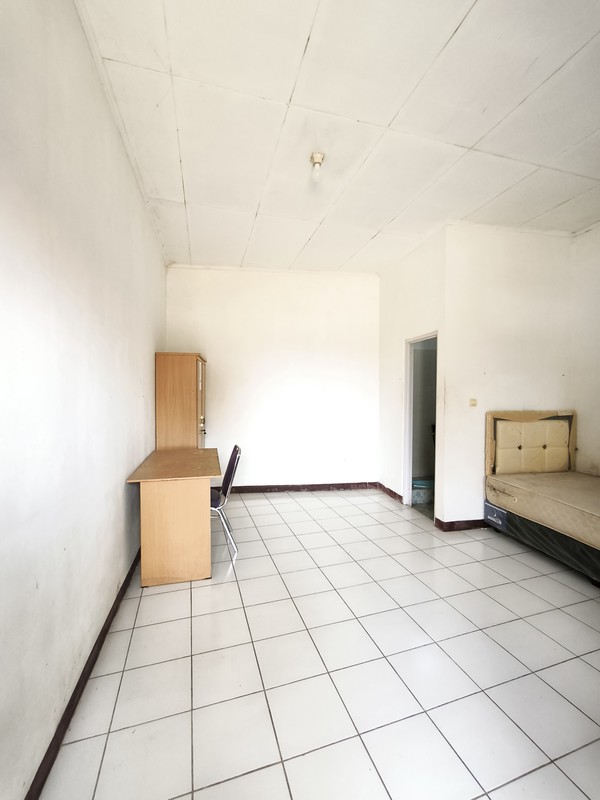 Kost2an di Sukmajaya Depok - Dijual Cepat !! 