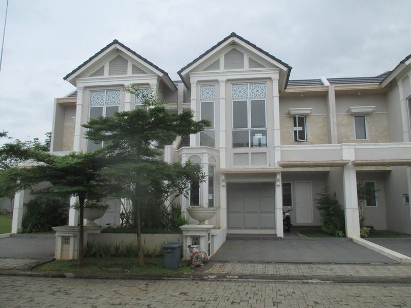 greenwich park cluster whitsand bsd city min. 1 tahun rumah siap huni murah strategis