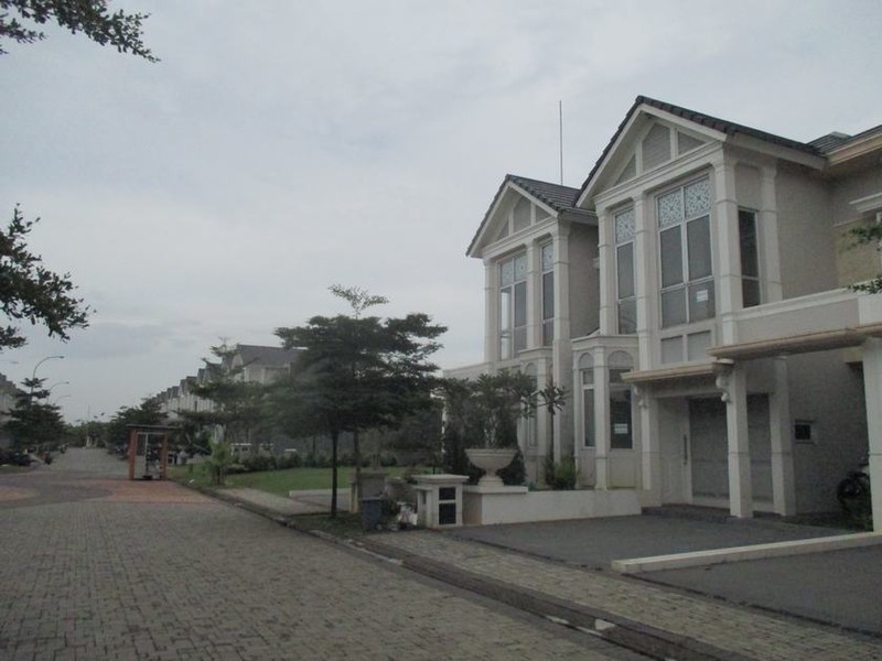 greenwich park cluster whitsand bsd city min. 1 tahun rumah siap huni murah strategis
