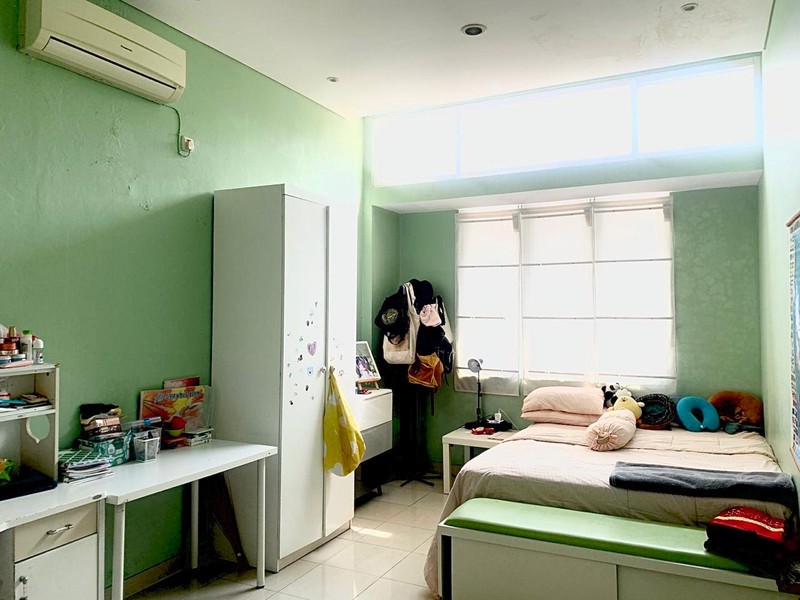 Rumah Dijual Kebayoran Heights Bintaro Jaya | 2.5 Lantai, Open Plan with Natural Light