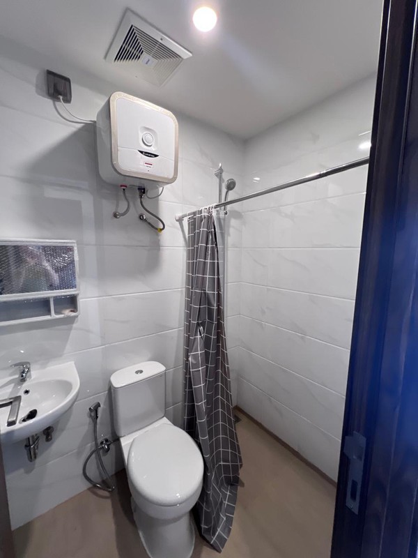 Sewa Apartemen Sky House BSD Kensington Lobby Full Furnished Dekat AEON Mall BSD