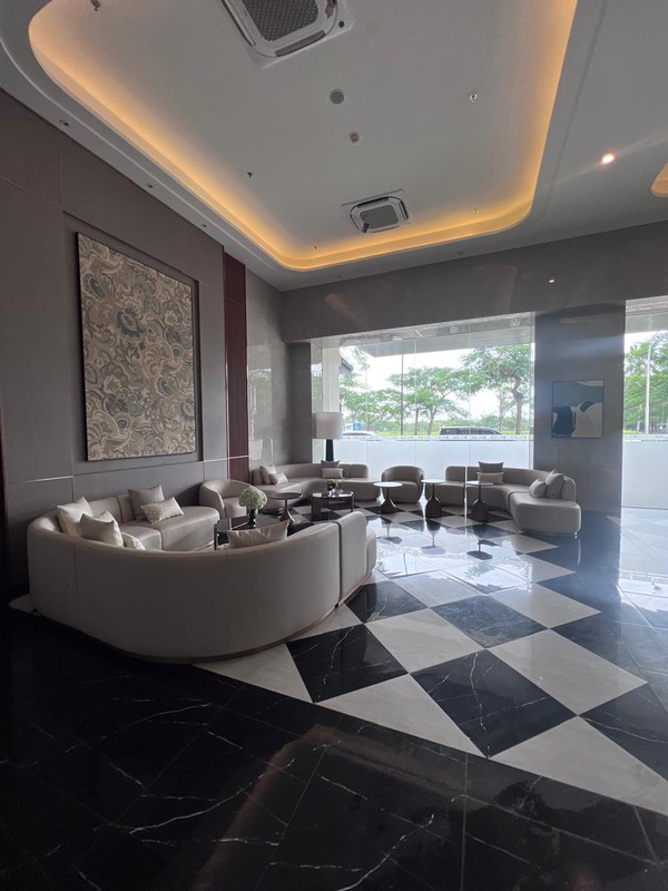 Sewa Apartemen Sky House BSD Kensington Lobby Full Furnished Dekat AEON Mall BSD