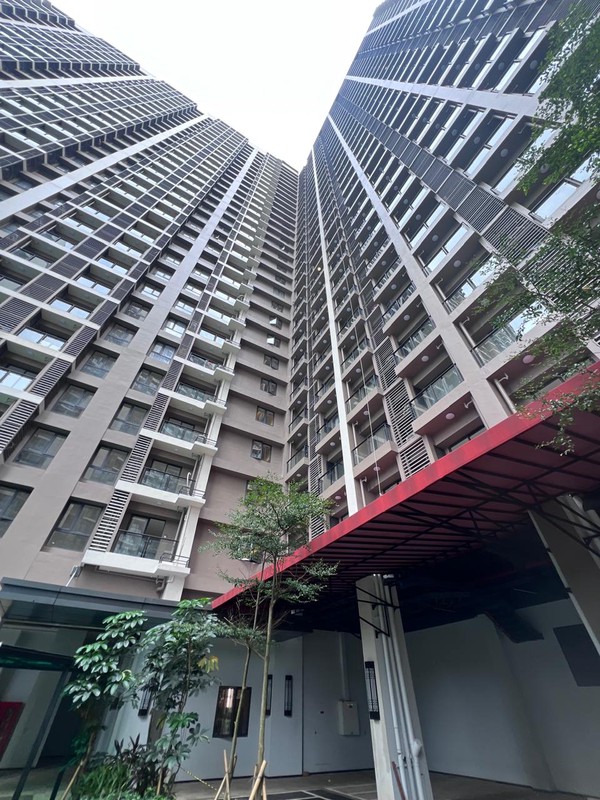 Sewa Apartemen Sky House BSD Kensington Lobby Full Furnished Dekat AEON Mall BSD