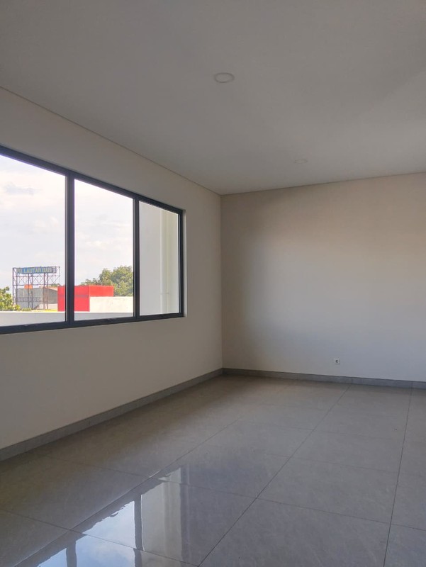 Ruang Usaha di Lokasi Strategis Mainroad Astana Anyar Kota Bandung