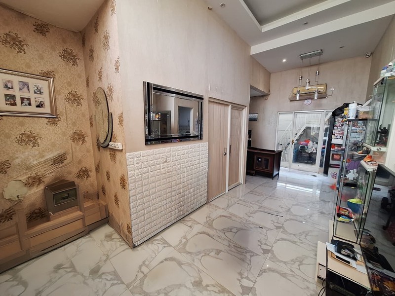 Jual Rumah Cantik 1.5 Lantai Palma Classica Citraland Surabaya Barat