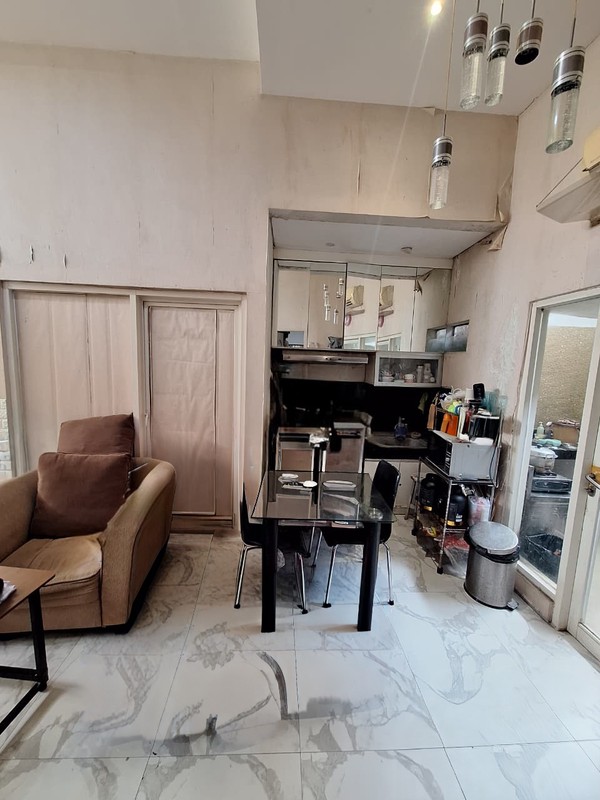 Jual Rumah Cantik 1.5 Lantai Palma Classica Citraland Surabaya Barat