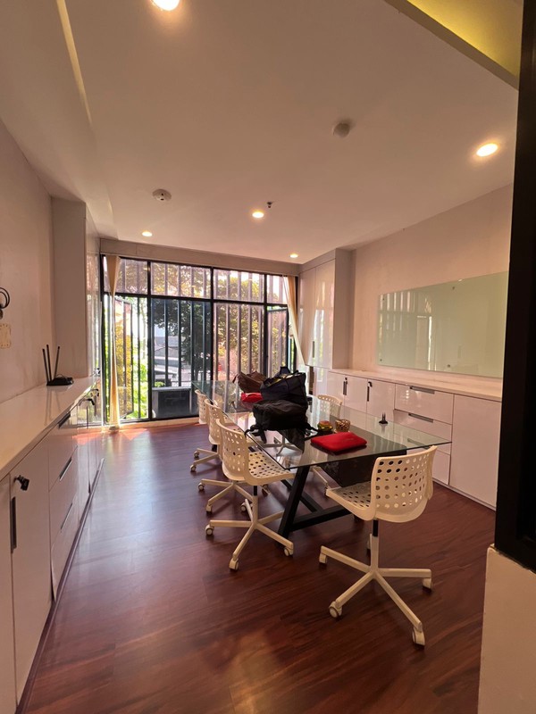 Ruko Gandeng Strategis di Serpong Greenview, Boulevard, Sebelah Apartemen Akasa BSD City, Siap Usaha