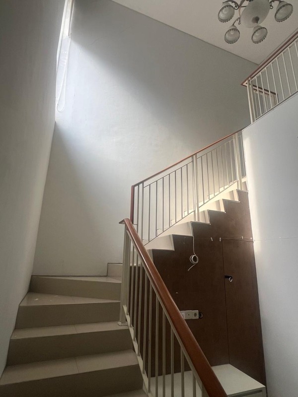 Jual Dan Disewakan Rumah Pakuwon Indah Cluster The Mansion Surabaya Barat Siap Huni