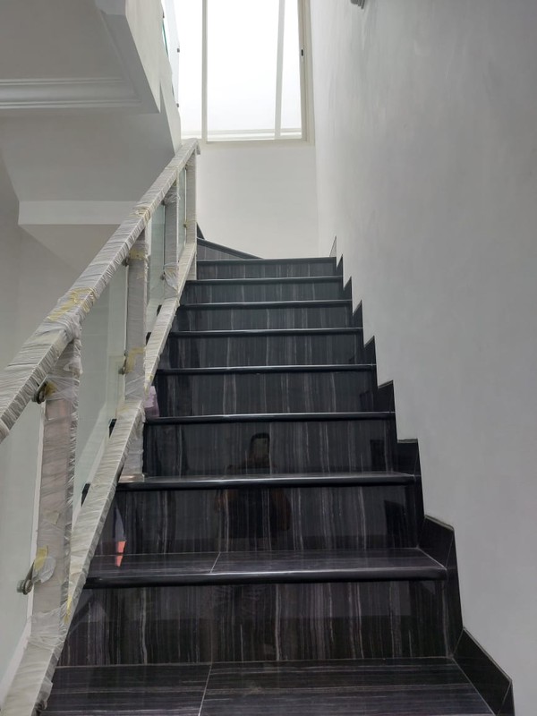 Jual Rumah Mewah 2 Lantai Mulyosari Utara IX Surabaya Timur