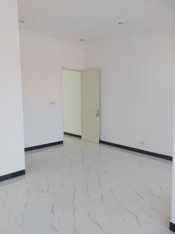 Jual Rumah Mewah 2 Lantai Mulyosari Utara IX Surabaya Timur