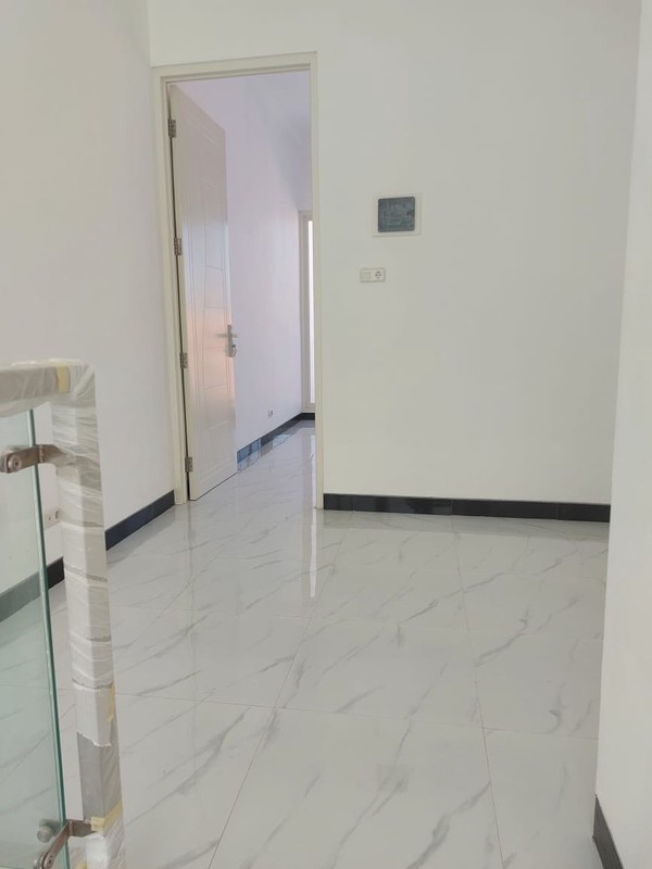 Jual Rumah Mewah 2 Lantai Mulyosari Utara IX Surabaya Timur