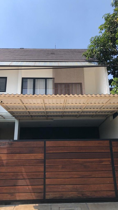 Rumah Siap Huni di Serpong Dekat Akses Tol BSD