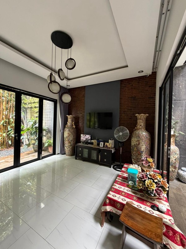 Rumah Siap Huni di Serpong Dekat Akses Tol BSD