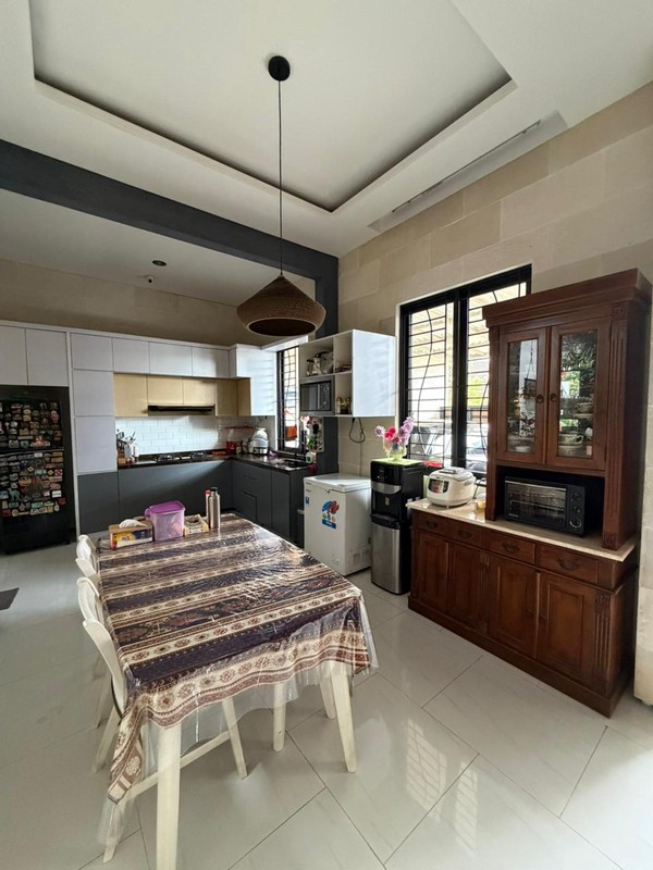 Rumah Siap Huni di Serpong Dekat Akses Tol BSD