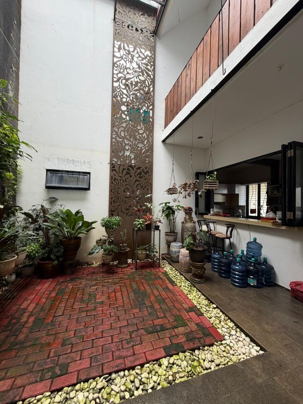 Rumah Siap Huni di Serpong Dekat Akses Tol BSD