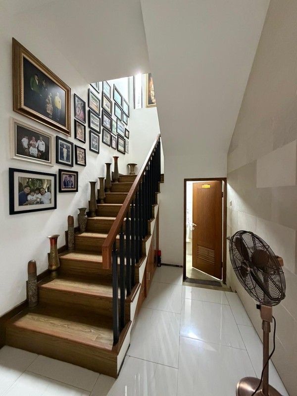 Rumah Siap Huni di Serpong Dekat Akses Tol BSD