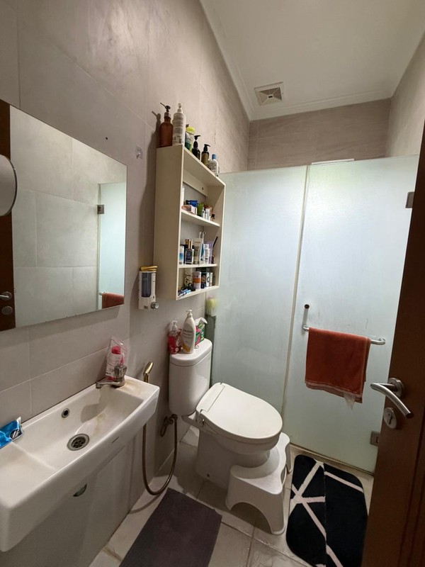 Rumah Siap Huni di Serpong Dekat Akses Tol BSD