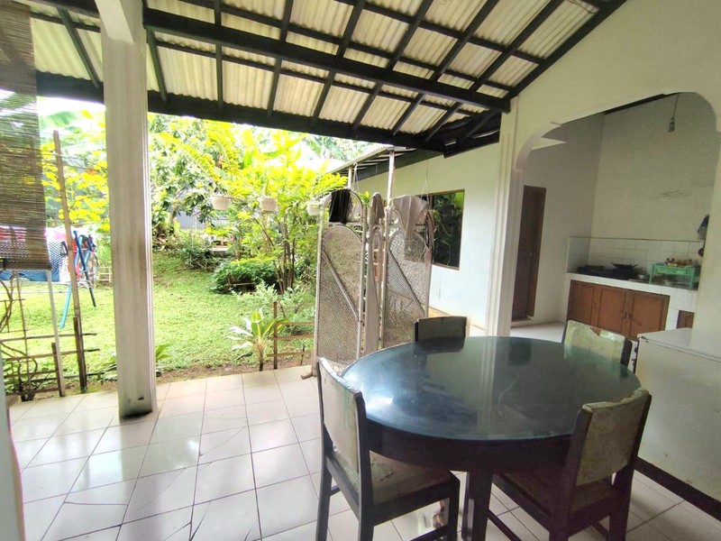 Rumah Nyaman & Asri, Halaman Luas, Akses Mudah, Siap Huni