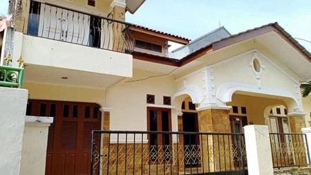 Rumah 2 Lantai, Bangunan kokoh siap huni di Condet