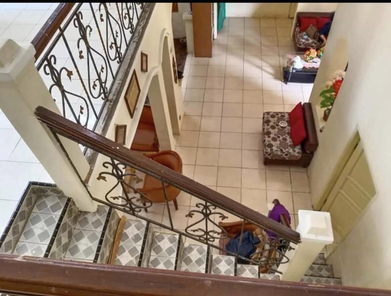 Rumah 2 Lantai, Bangunan kokoh siap huni di Condet