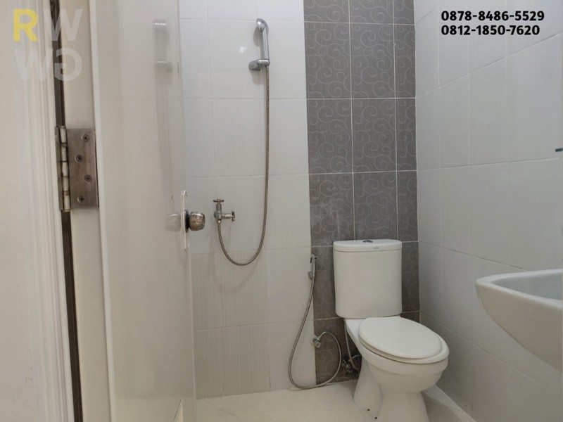 Dijual Rumah di Grand Wisata  - Rumah Minimalis 2 KT Dekat Living World