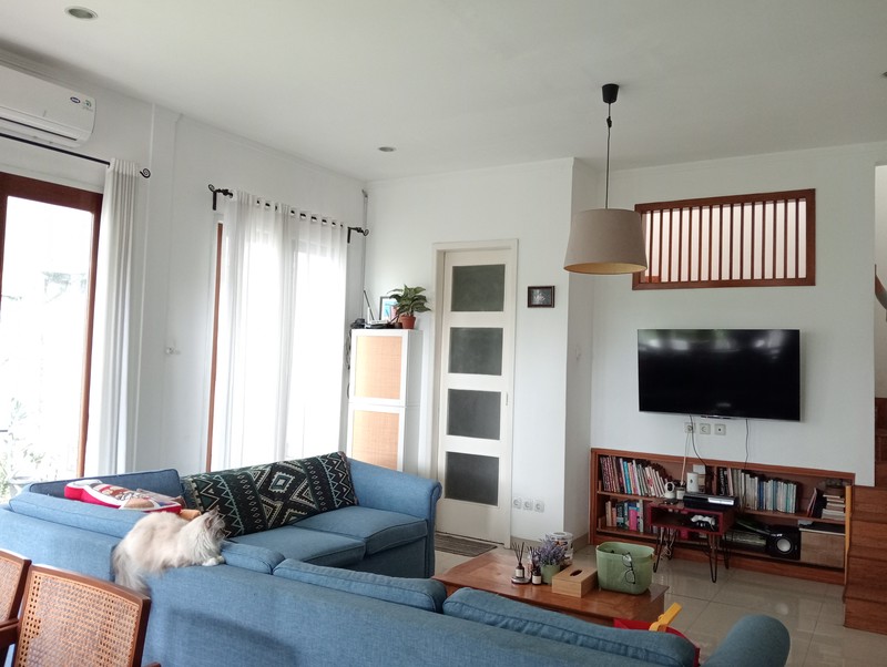 Rumah Mewah, Asri, Nyaman, Lokasi Strategis, Bisa KPR, Harga Nego