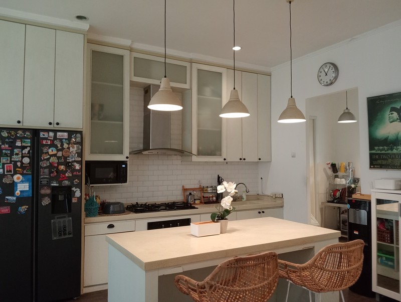 Rumah Mewah, Asri, Nyaman, Lokasi Strategis, Bisa KPR, Harga Nego