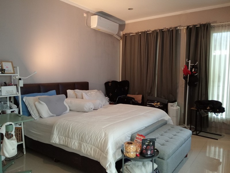 Rumah Mewah, Asri, Nyaman, Lokasi Strategis, Bisa KPR, Harga Nego