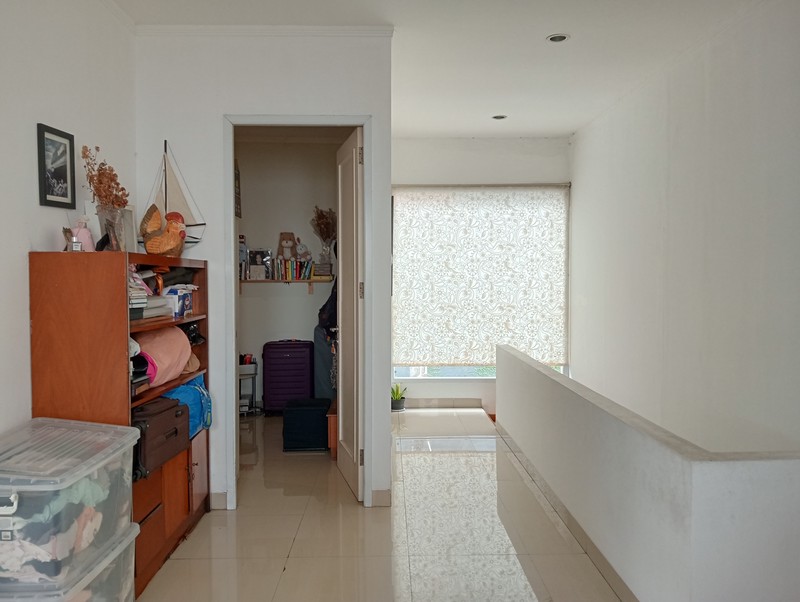 Rumah Mewah, Asri, Nyaman, Lokasi Strategis, Bisa KPR, Harga Nego