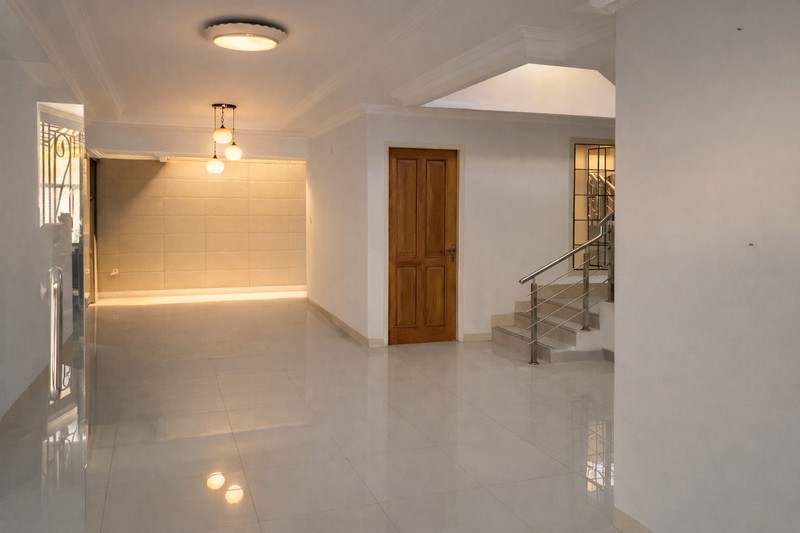 Rumah desain klasik di Gading Kirana Barat, Kelapa Gading. 9x17. Rapih. Terawat. Tersewa sampai mid May 2026