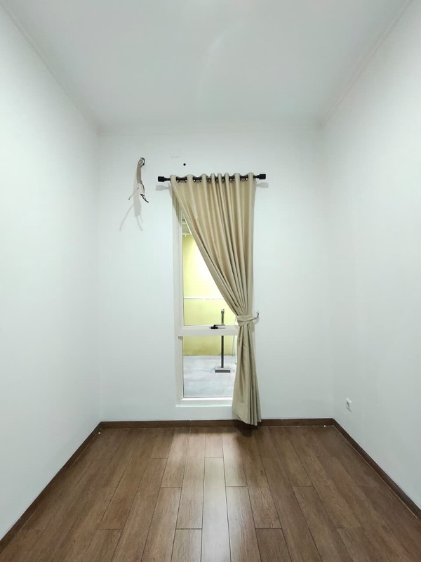 Flash Sale. Rumah mewah Sutera Leora, Alam Sutera