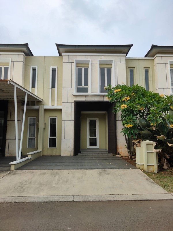 Flash Sale. Rumah mewah Sutera Leora, Alam Sutera