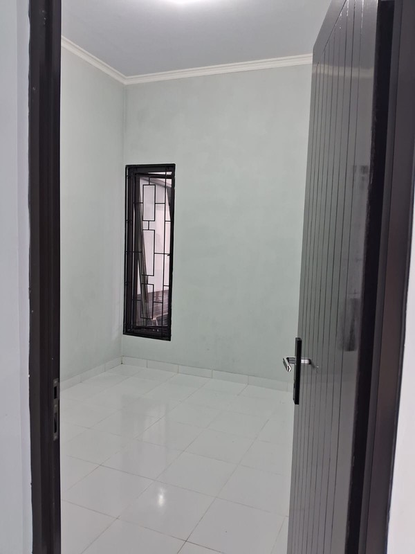 Termurah. Rumah bagus Villa Rizki Ilhami Plus, Kelapa Dua Tangerang