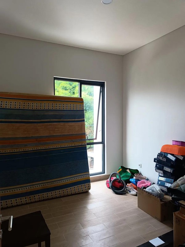 Best Price. Rumah baru di Nusa Loka, BSD. 