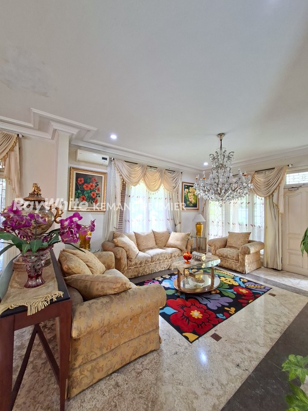 Rumah Dijual di Kebayoran Baru