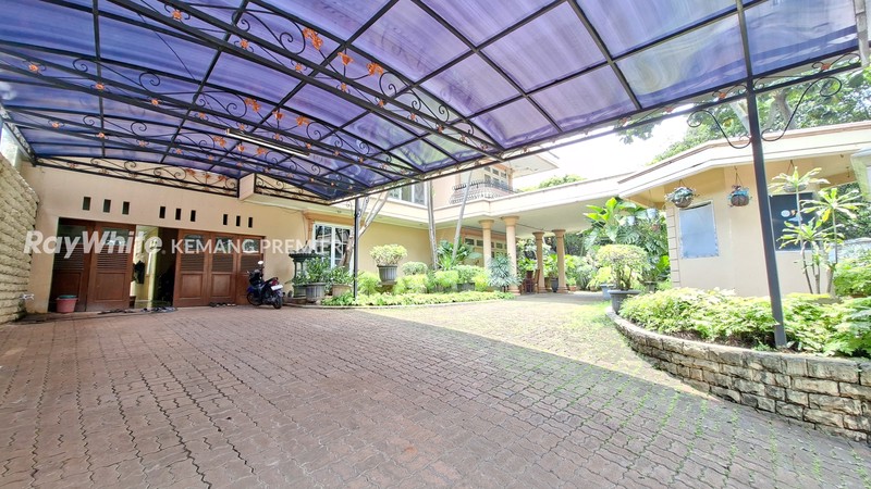 Rumah Dijual di Kebayoran Baru